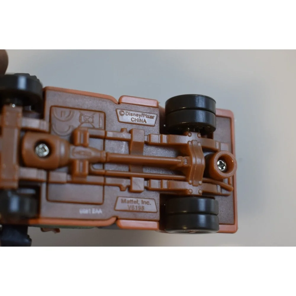 Disney Pixar Cars 2 Lights & Sounds SPY MATER Loose Needs Batteries